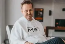 'फ्रेंड्स' अभिनेता मैथ्यू पेरी अपने लॉस एंजिल्स स्थित घर पर मृत पाए गए