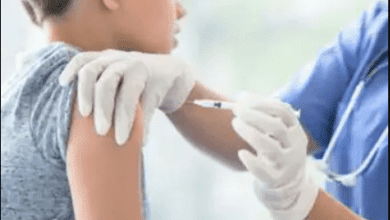 सरकार ने कोविड वैक्सीन पर रिपोर्ट्स के दावों को किया खारिज, कहा इसका कोई साइड इफेक्ट नहीं