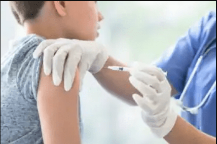 सरकार ने कोविड वैक्सीन पर रिपोर्ट्स के दावों को किया खारिज, कहा इसका कोई साइड इफेक्ट नहीं