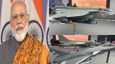 एयरो इंडिया के उद्घाटन समारोह में पहुंचे पीएम मोदी, एयरफोर्स चीफ ने उड़ाया विमान