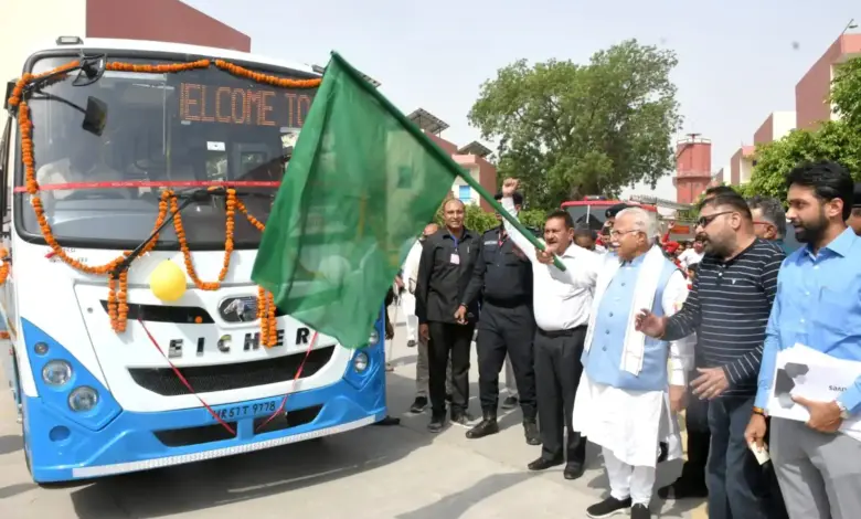 मुख्यमंत्री ने सिरसा-ओढां-जलालआना बस को दिखाई हरी झंडी