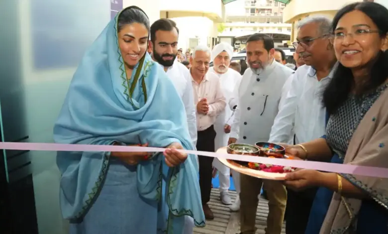 Inaugurates Sant Nirankari Health Centre